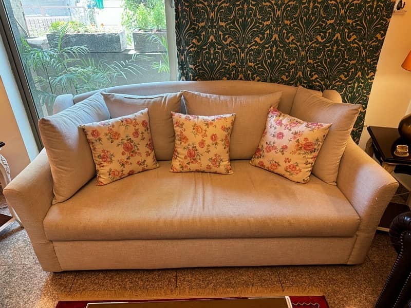Excellent Condition White 5 Seater Sofa Set for Sale 1