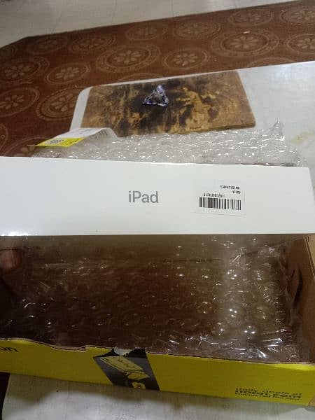 ipad 9th generation 2021 3 month uses condition 10/10 3