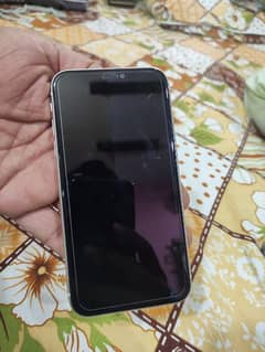 iphone 11 10/10 condition factory unlocked