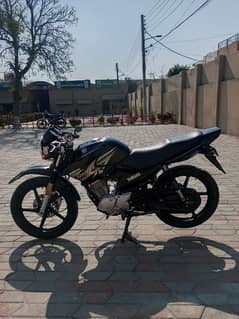 Yamaha YBR 125G 2019 Sale Kar Raha Hu Chaska Party Door Rahe PLZ