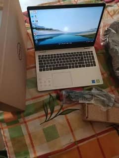 Dell Inspiron 155000 brand new for urgent sale my whtsp 03280965912