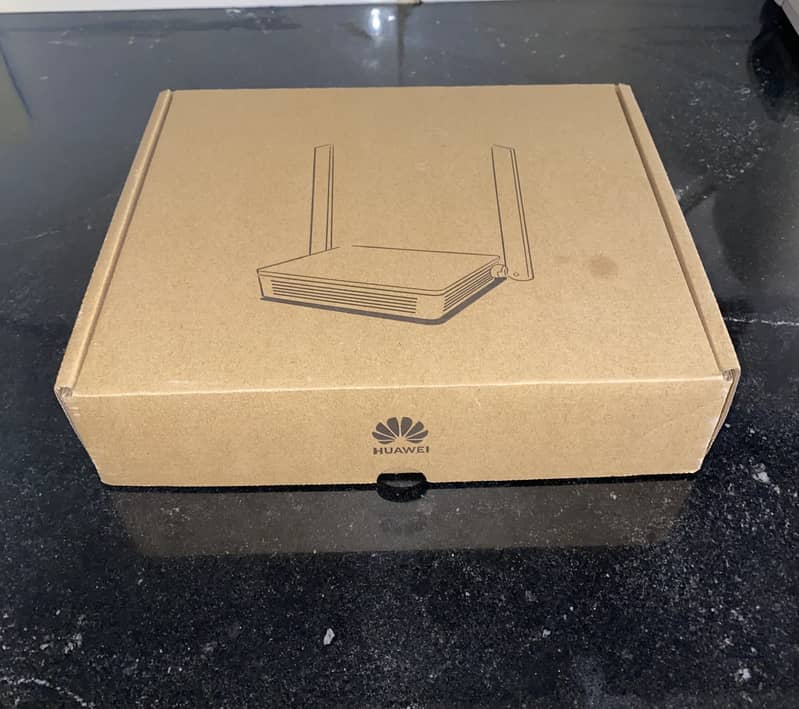 Huawei EchoLife EG8145V5 GPON router 1