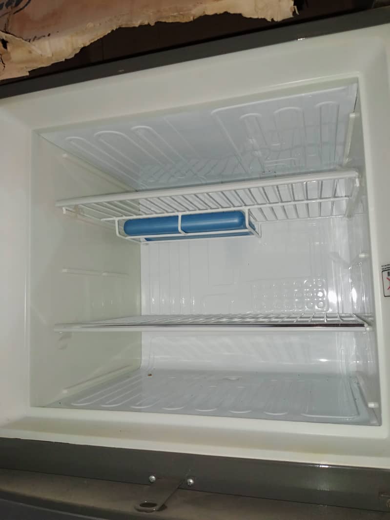 Dawlance refrigerators 9175 wB medium size 1