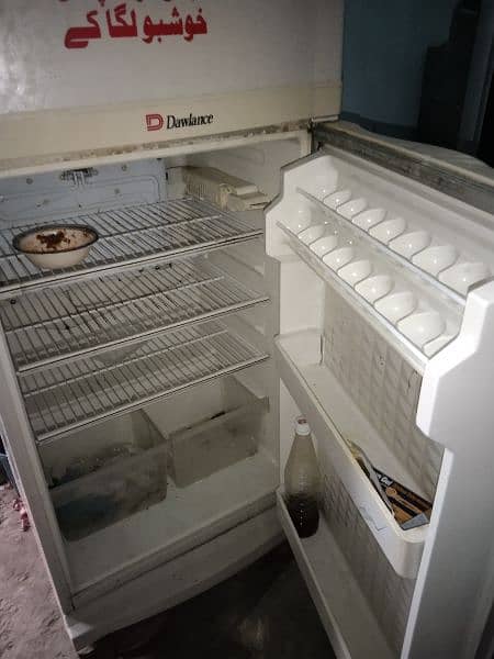 Dawlance refrigerator for sale urgent 2