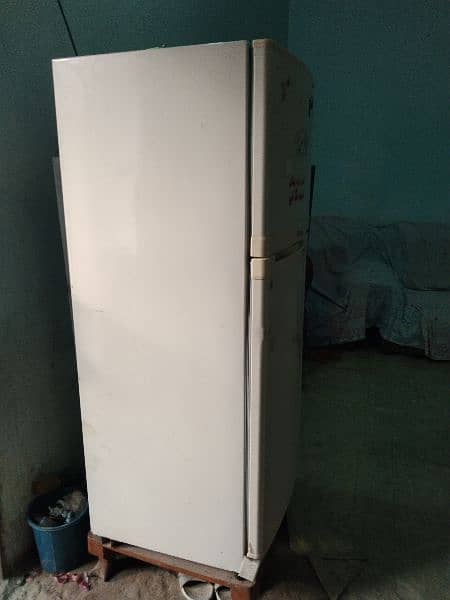 Dawlance refrigerator for sale urgent 6