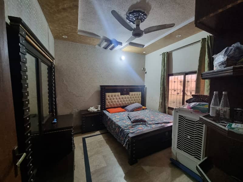 2.5 Marla Corner Double Story House For Sale In Nishtar Colony 9