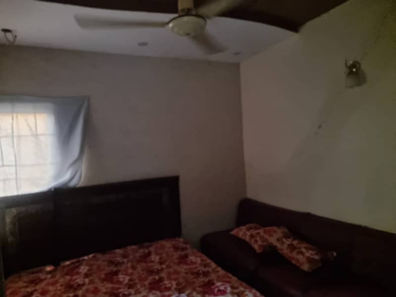 2.5 Marla Corner Double Story House For Sale In Nishtar Colony 16