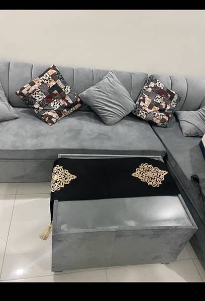 L Shaped Sofa With Table 0