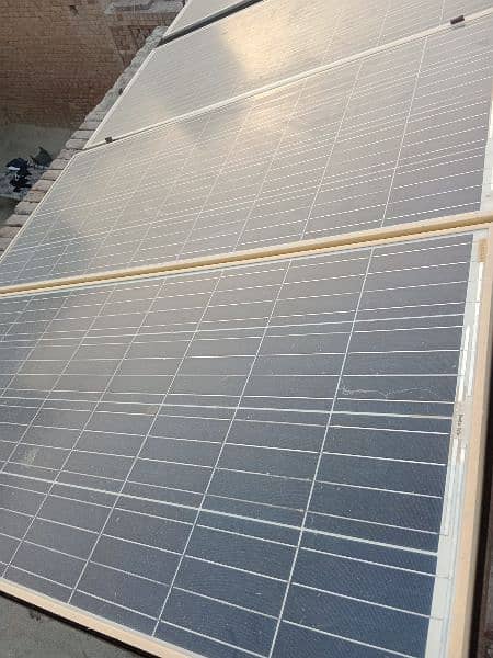 150 watt solar panels 2