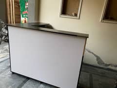 L Shape Counter with Chair