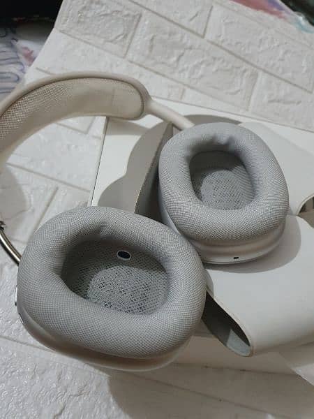 Airpods max Headphones 3