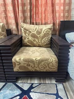 pure wood 5 seater sofa in excellent quality phone no. 03337885599 0