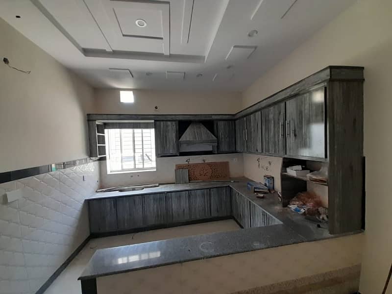 5 Marla House For Sale In Lalazar2 25