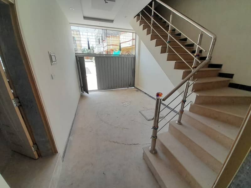 5 Marla House For Sale In Lalazar2 32