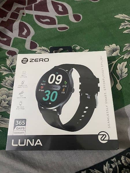 Zero Luna smart watch 1