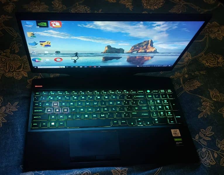 i7 10 generation 16gb ram with graphic card 1