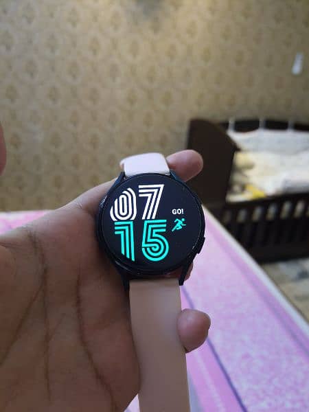 Samsung Watch4 44mm GPS+WiFi+Bluetooth 1