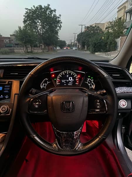 Honda Civic Oriel 2017 7