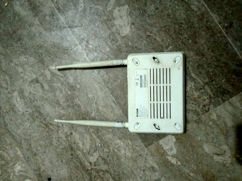 used ptcl router  WiFi 1