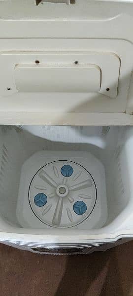 I zone washing machine and haier dryer 2