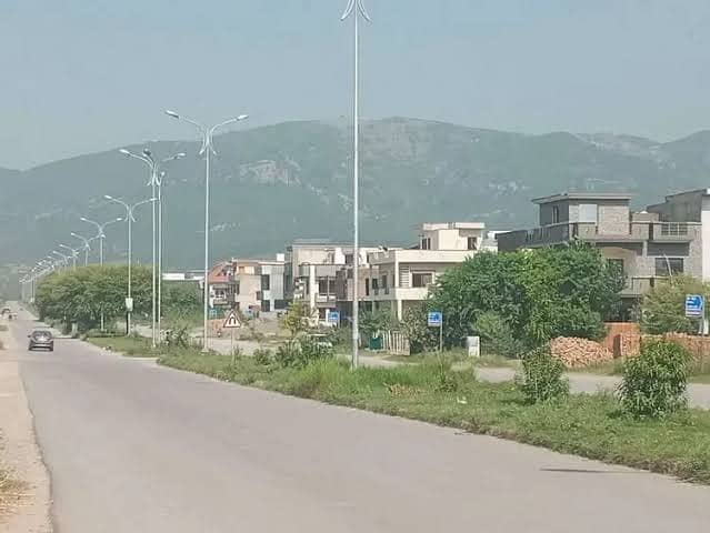 1 Kanal Plot For Sale In D-12 Markaz Islamabad 3