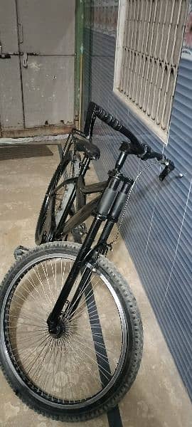 very good condition bycycle cheap price no work required 2