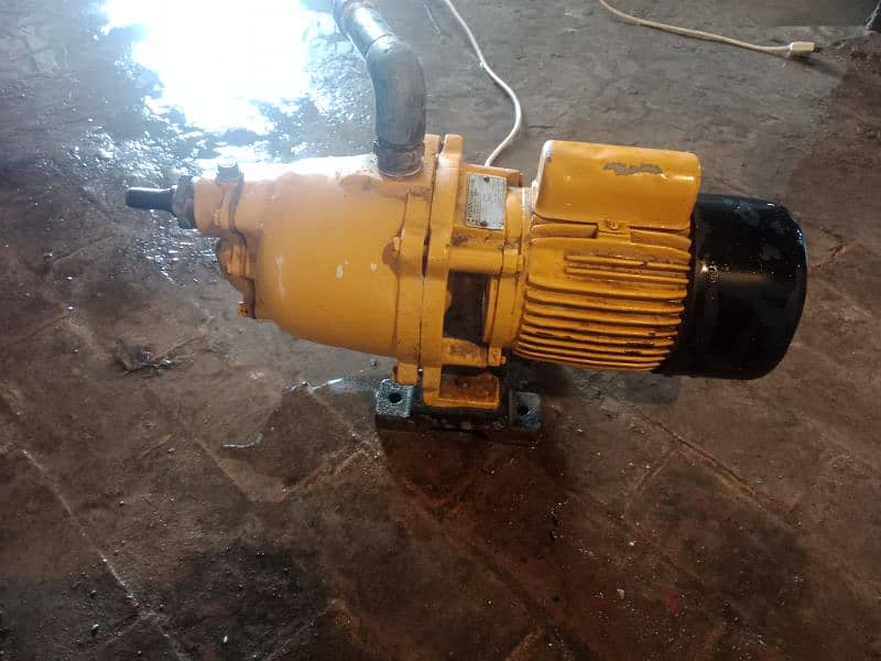 Golden jet water pump for sale good condition 2