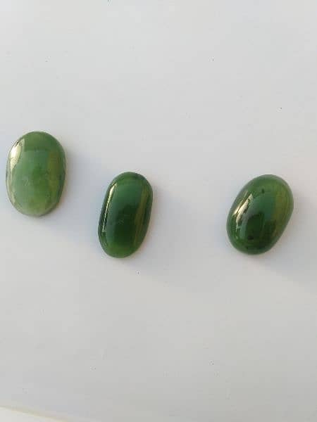 jade orignal green stone 1