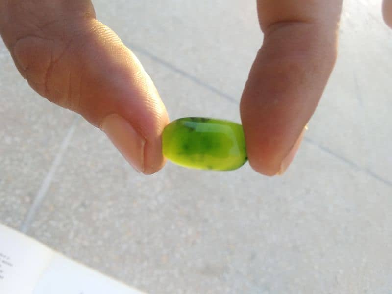 jade orignal green stone 2