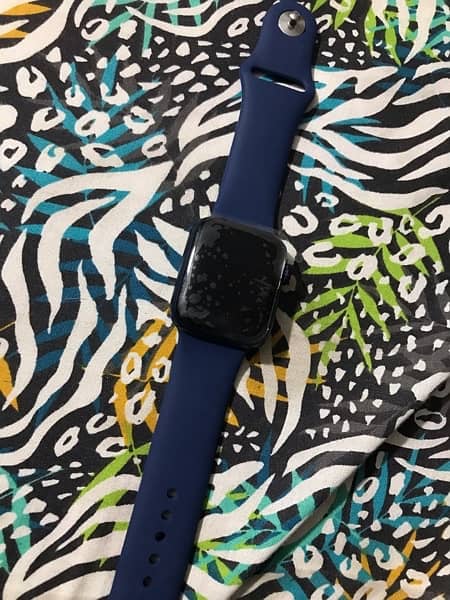 Apple Watch Series 6 with Charger 2