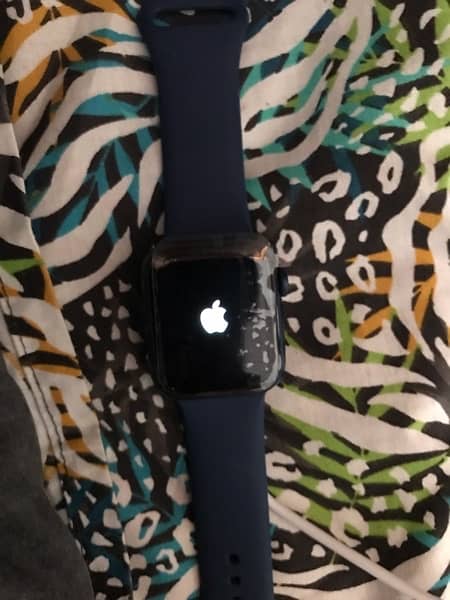 Apple Watch Series 6 with Charger 3
