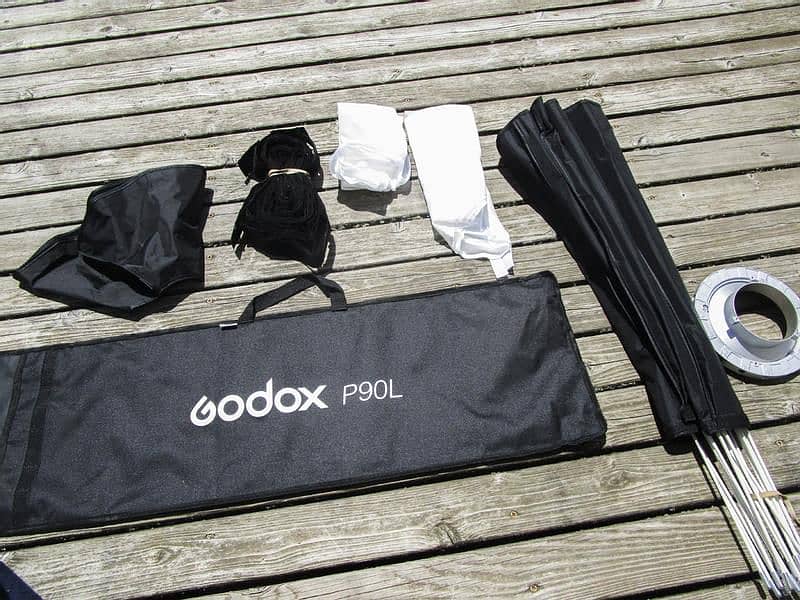 Godox Octa P90L deep parabolic brand new 1