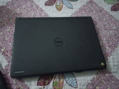 dell laptop with chargar and mouse