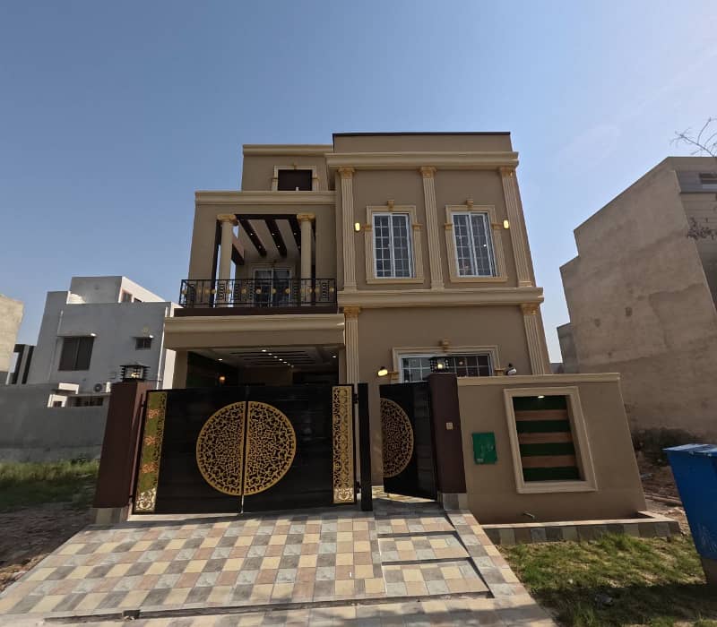 3 BEDS BRAND NEW 5 MARLA HOUSE FOR SALE BAHRIA ORCAHRD LAHORE 0