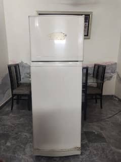 fridge full size Dawlance
