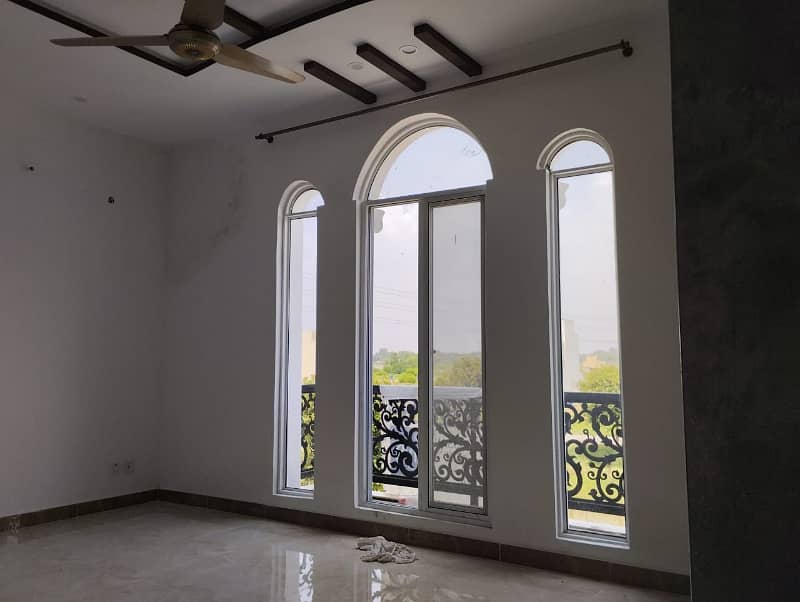 3 BEDS 5 MARLA BRAND NEW HOUSE FOR SALE LOCATED BAHRIA ORCHARD LAHORE 7