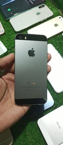 iPhone 5s PTA Approved urgent for sale 0