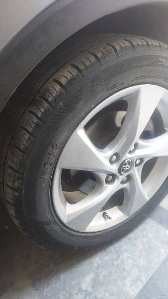 b2b original new tyres only 60k driven/ 2023 registered 4