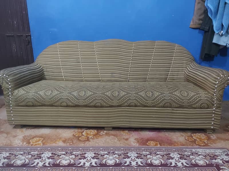 5 Seater Sofa for Sale. 0