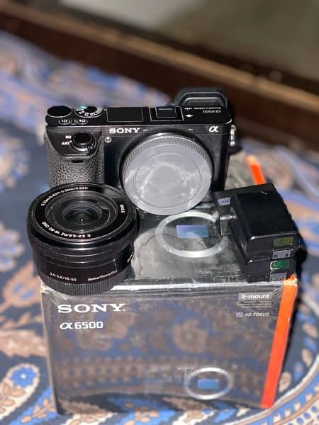 Sony a6500 with 16-50mm Lens and 3 extra batteries 7