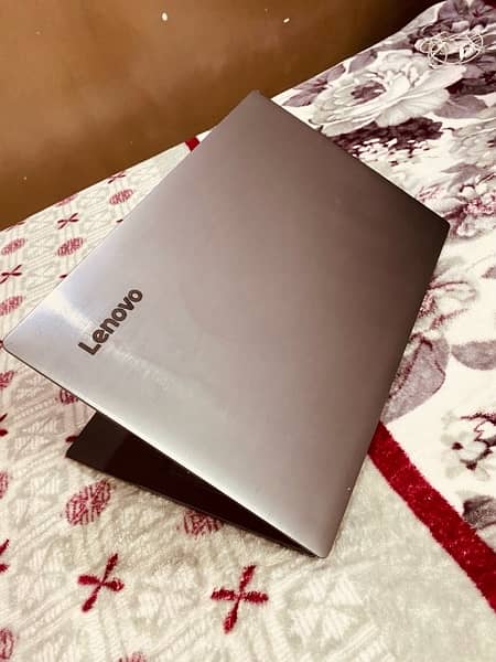 Lenovo Core i5- 8th Gen 10/10 0