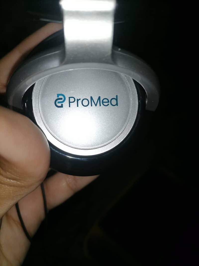 Pro Med Headphones Branded For Audio Videos and Calls and Gaming 2