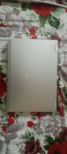 HP 8440P WITH BEST COSMETIC CONDITION 250GB HARD DISK AND 4 GB RAM 0