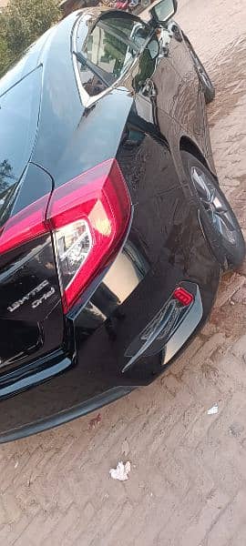 Honda Civic VTi Oriel Prosmatec 2019 full opction Red Metr Black beuty 5