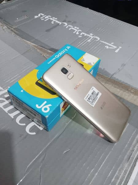 Samsung Galaxy j6 1
