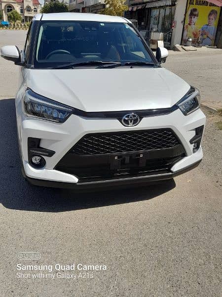 Toyota Raize  Z package low mileage white color 2024import 0