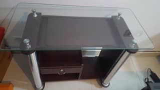 Computer table and executive chair for sale in dha2