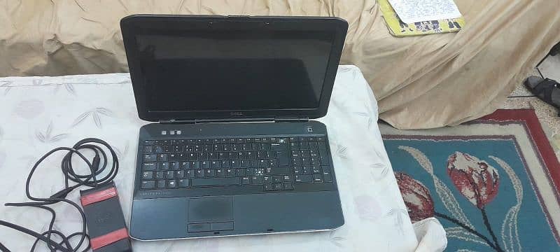 Dell Lattitude E5530 Laptop Minor Hardware Issue 1