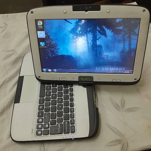 Fizzbook 360 Rotate,Touch Screen,2gb,32gb harddrive 3