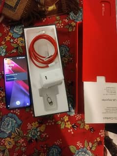 one plus 9 5g Full fox with original charger